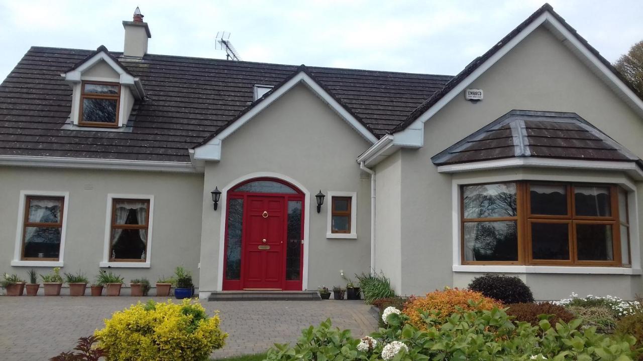 Rossmore Bed And Breakfast Castlepollard Exterior photo